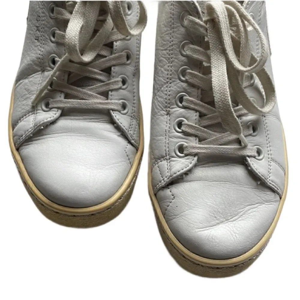 Leather Crown Vintage 2006 White Leather Lace Up Sneakers Made in Italy (Size: 7